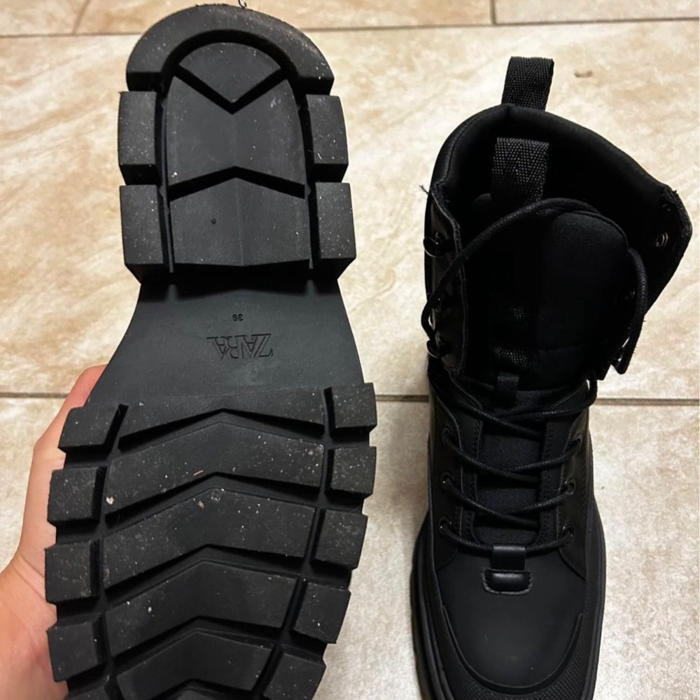 Zara Womens combat boots - Picture 2 of 2